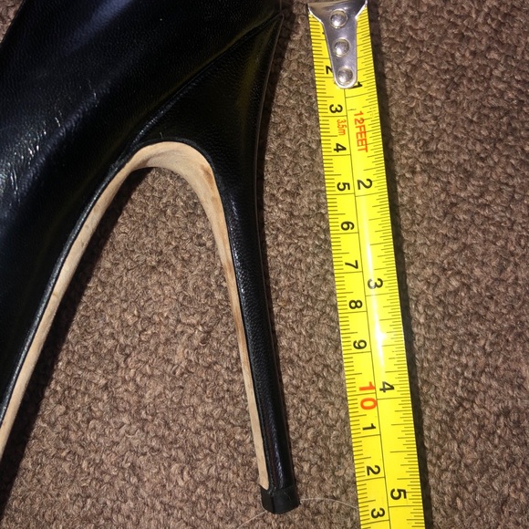 JIMMY CHOO Black Kid Leather Classic Pumps - Picture 12 of 13
